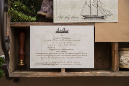 invitatie postcard pentru tema calatorii cu vapor si plic kraft vintage