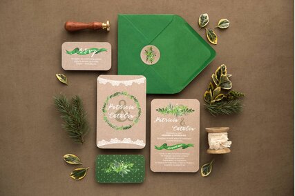 invitatie vintage cu verdeata si carton texturat vintage cu dantela