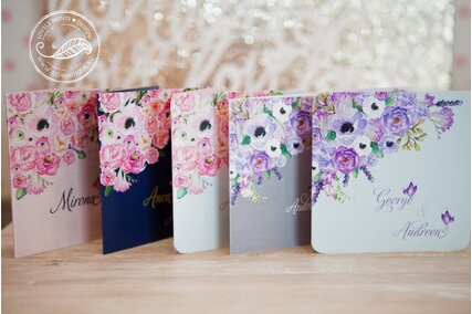 invitatii de nunta cu flori pictate