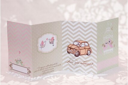 invitatie roz personalizata cu poza si buline cu dungi