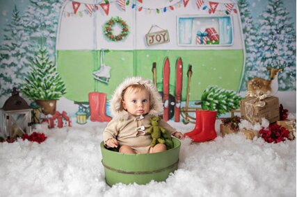 fundal de craciun cu masina si sanie