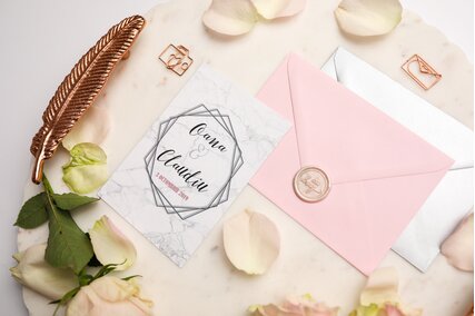 invitatie de nunta cu marmura