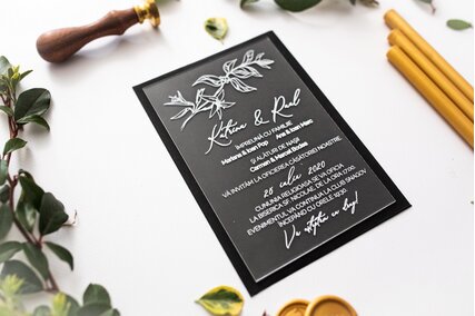 invitatie alb negru