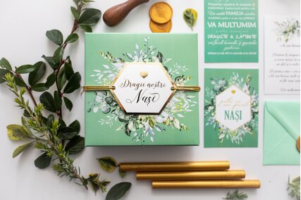 cutie eleganta pentru nasi