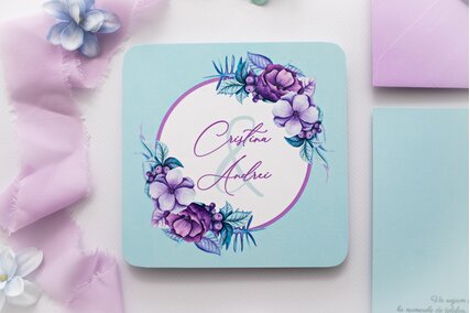 invitatie florala cu rama de cerc cu flori