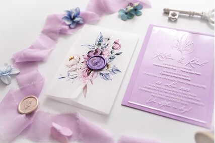 invitatie plexiglas si calc