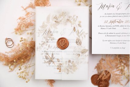 invitatie cu calc si sigiliu de ceara