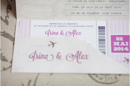 invitatie cu avion