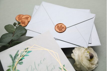 invitatie cu plic si sigiliu de ceara