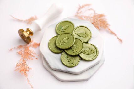 sigiliu de ceara verde cu frunza