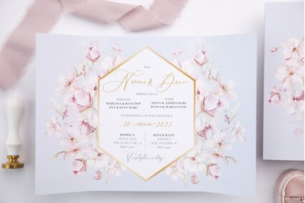 invitatii nunta bleu pastel si roz