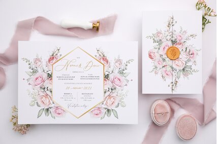 invitatie florala deosebita