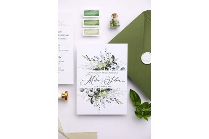 invitatie cu plic verde si sigiliu