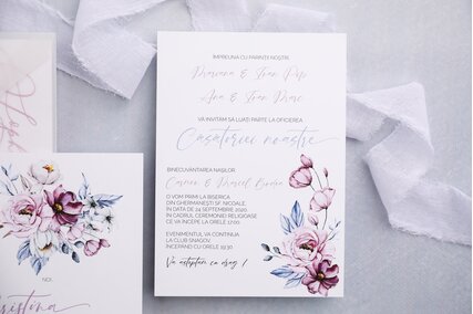 invitatie de nunta moderna florala